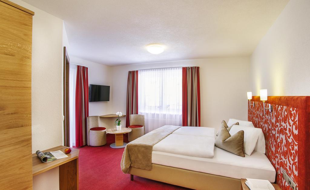 Hotel Garni Chasa Sulai Ischgl Kültér fotó