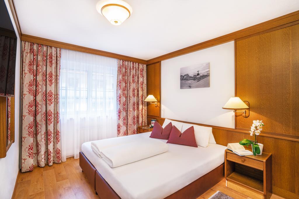 Hotel Garni Chasa Sulai Ischgl Kültér fotó